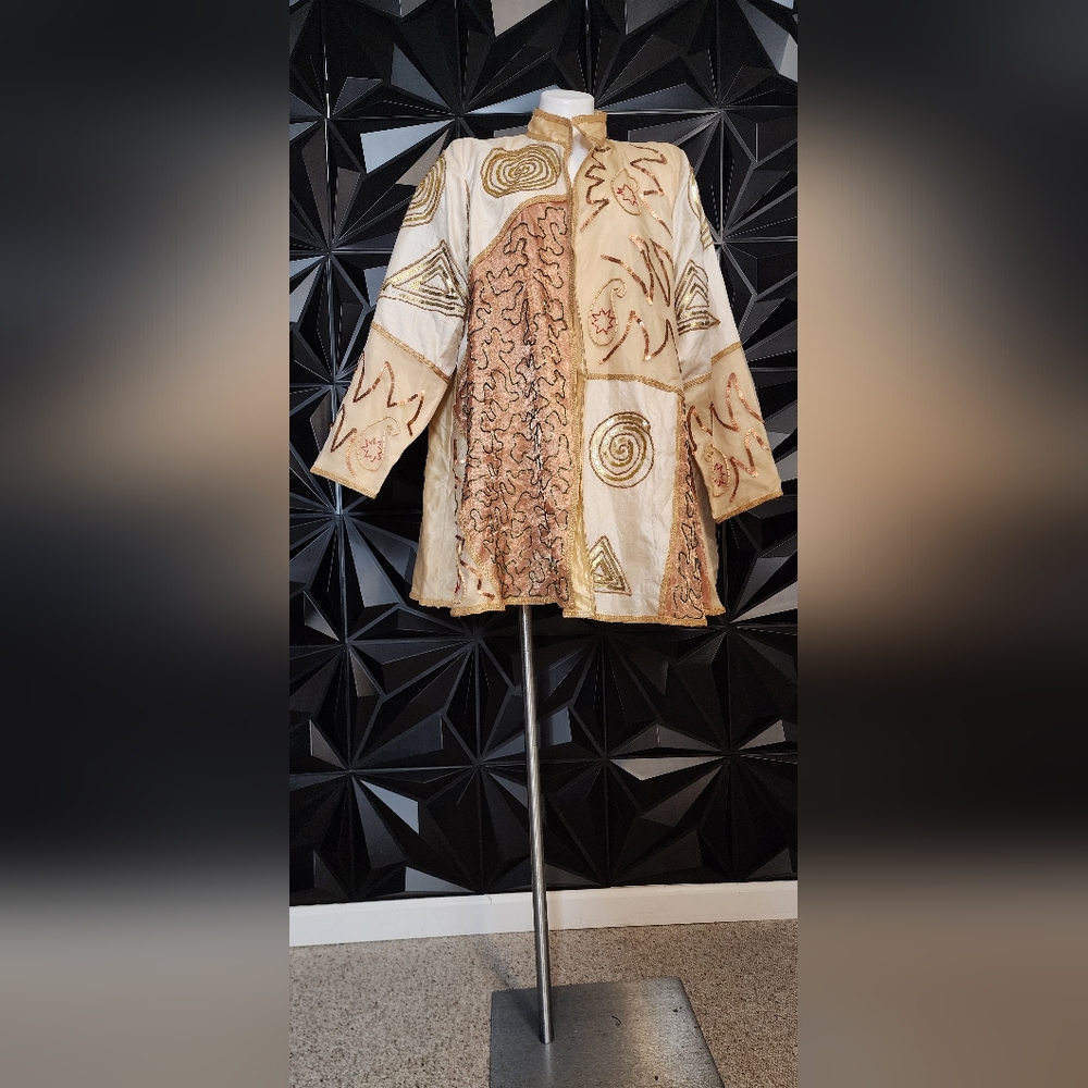 Jewel Queen  Artistic Pattern Duster